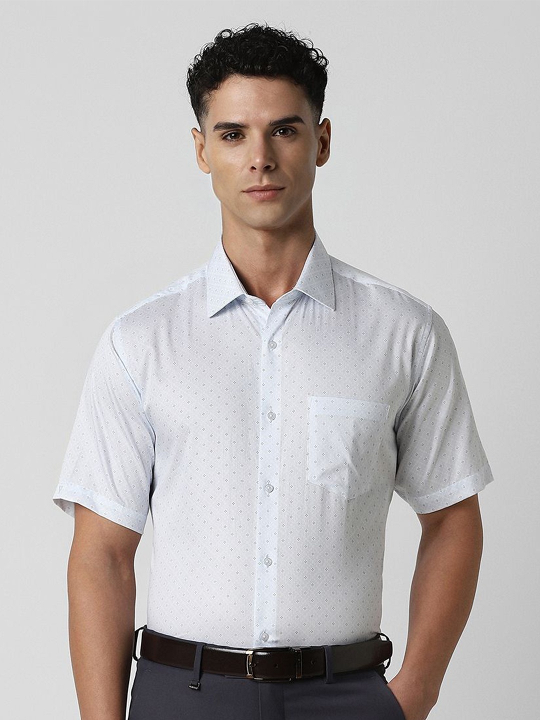 

Van Heusen Men Spread Collar Micro Ditsy Printed Cotton Casual Shirt, White