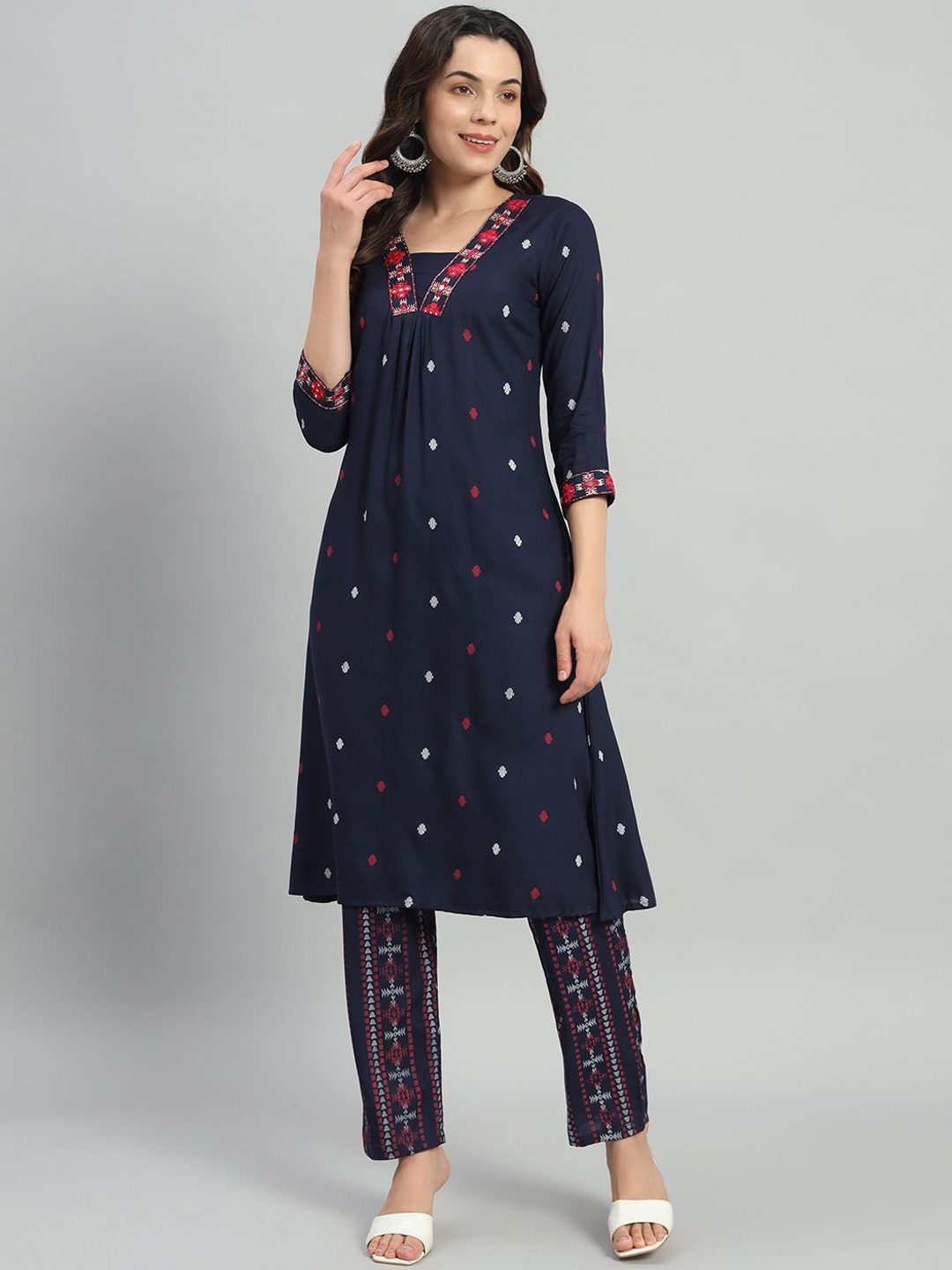 

KALINI Women Embroidered Regular Thread Work Kurta with Trousers, Navy blue