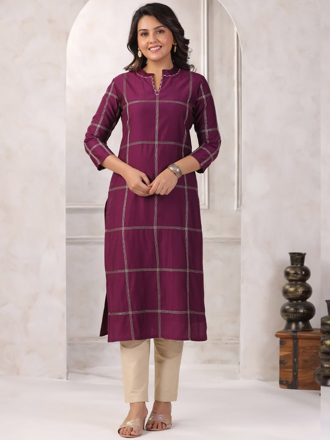 

Readiprint Women Checked Patchwork Kurta, Purple