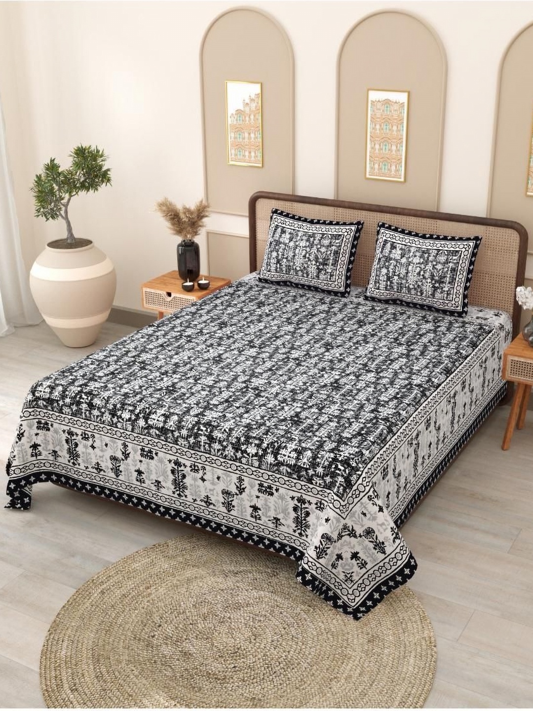 

Block Print Story Black & White 210 TC Queen Bedsheet with 2 Pillow Covers