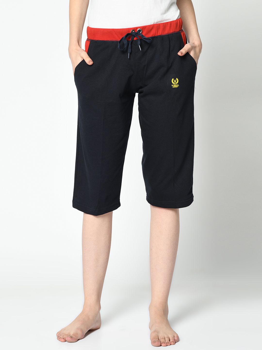 

MACK JONNEY Women Capris, Navy blue