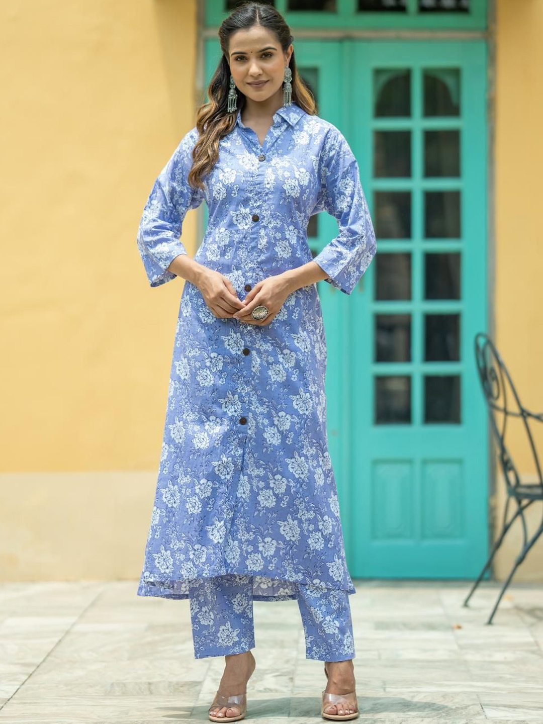 

KALINI Women Floral Printed Regular Pure Cotton Kurta with Trousers, Turquoise blue