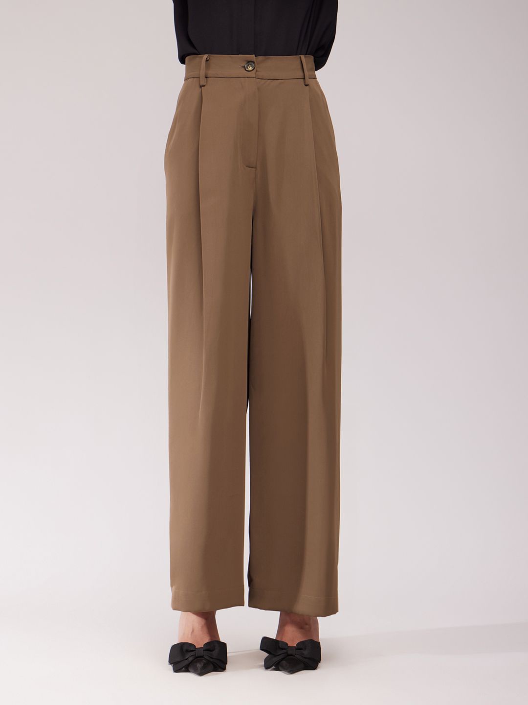 

FableStreet Women Brown Loose Fit High-Rise Pleated Wide Leg Trousers