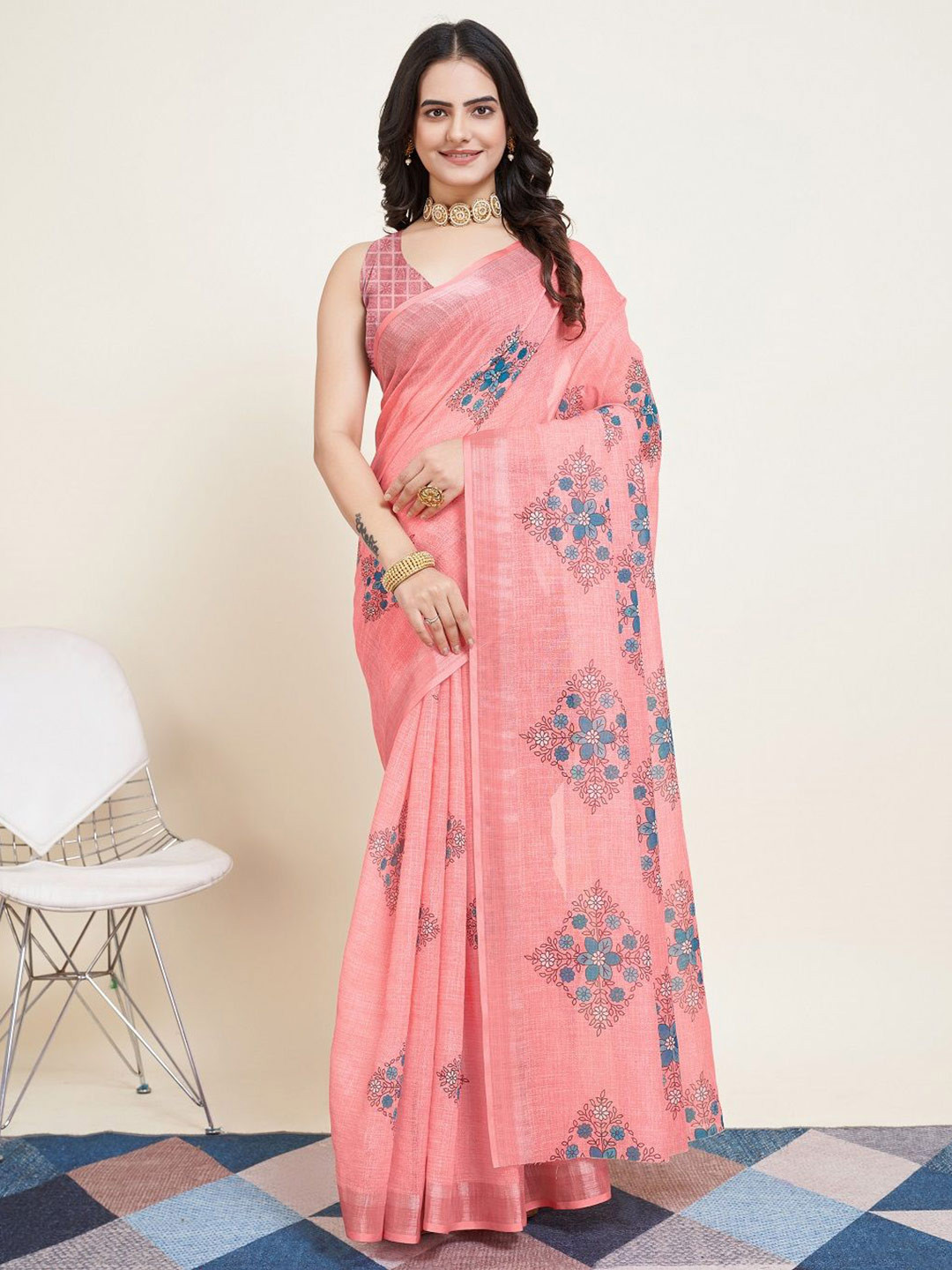 

LEOSAGI Floral Zari Silk Cotton Saree, Peach