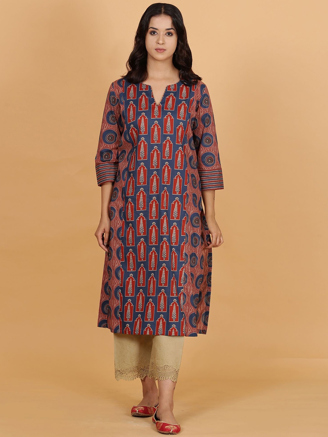 

Spring Soul Women Paisley Printed Flared Sleeves Sequinned Kurta, Blue