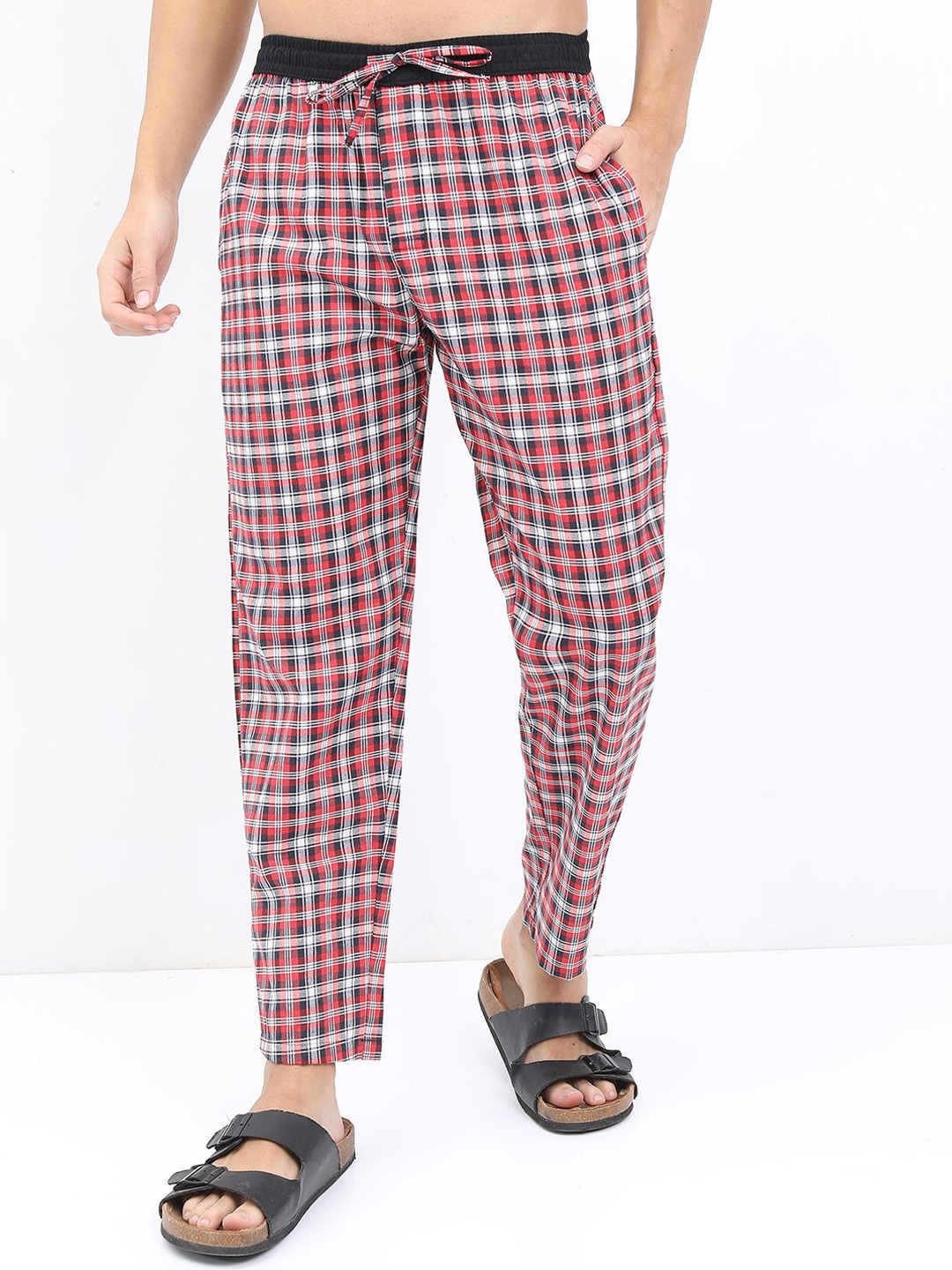 

HIGHLANDER Checked Mid-Rise Lounge Pants, Red