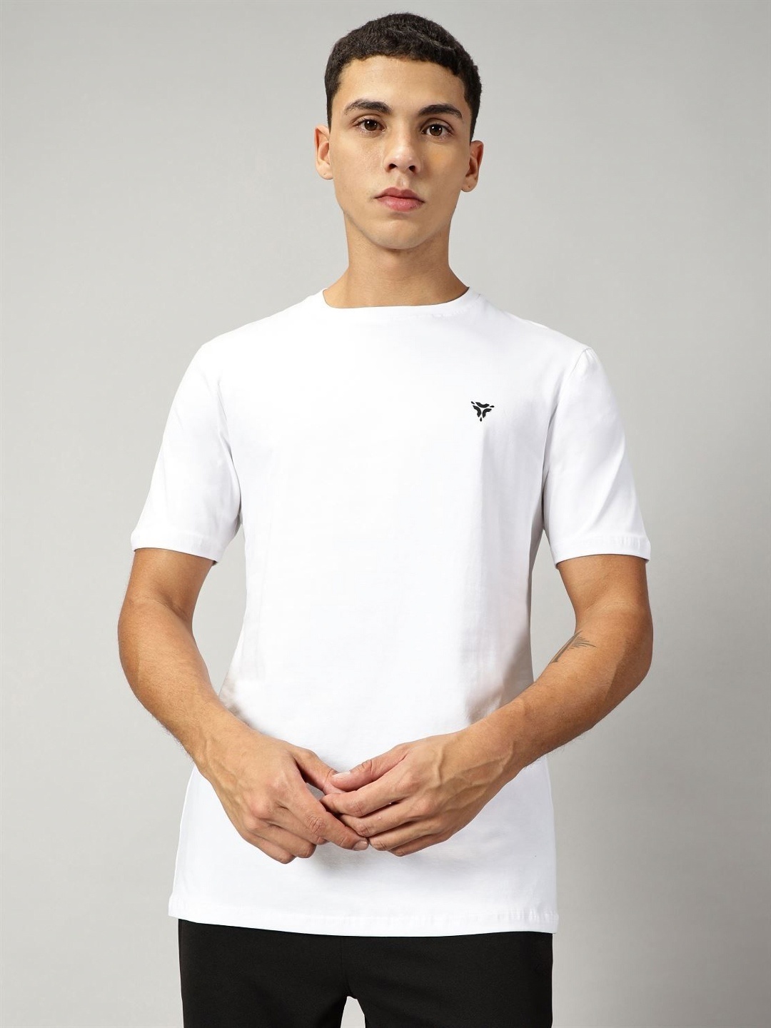 

deb Round Neck Essential Cotton T-shirt - Smooth Bio-Wash Finish, White