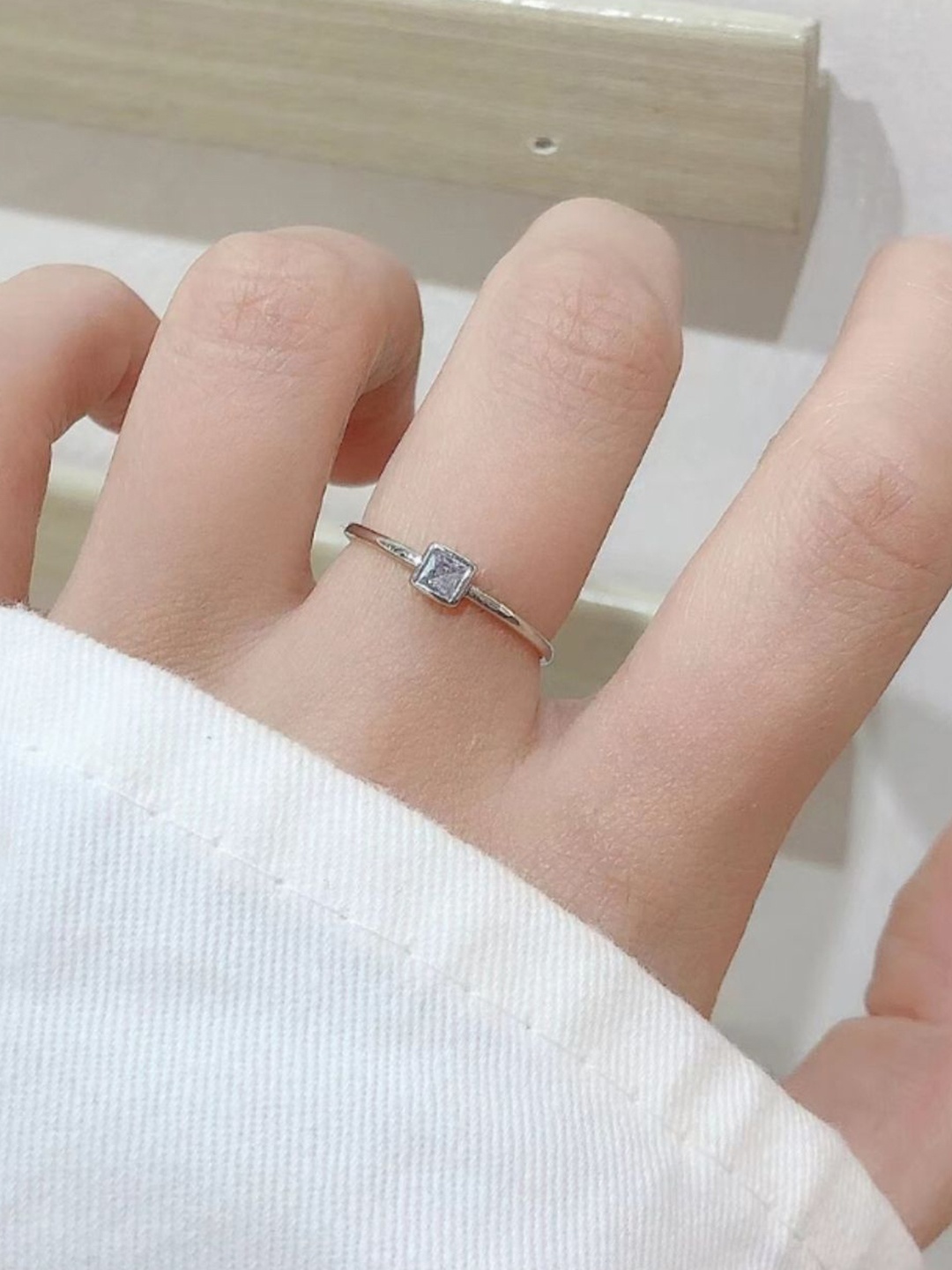 

SALTY Silver-Plated Artificial Stones Studded Finger Ring