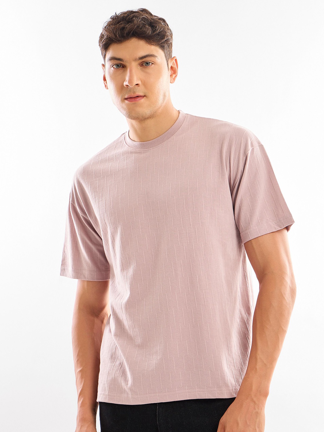 

Beyoung Men round-Neck Pockets T-shirt, Mauve