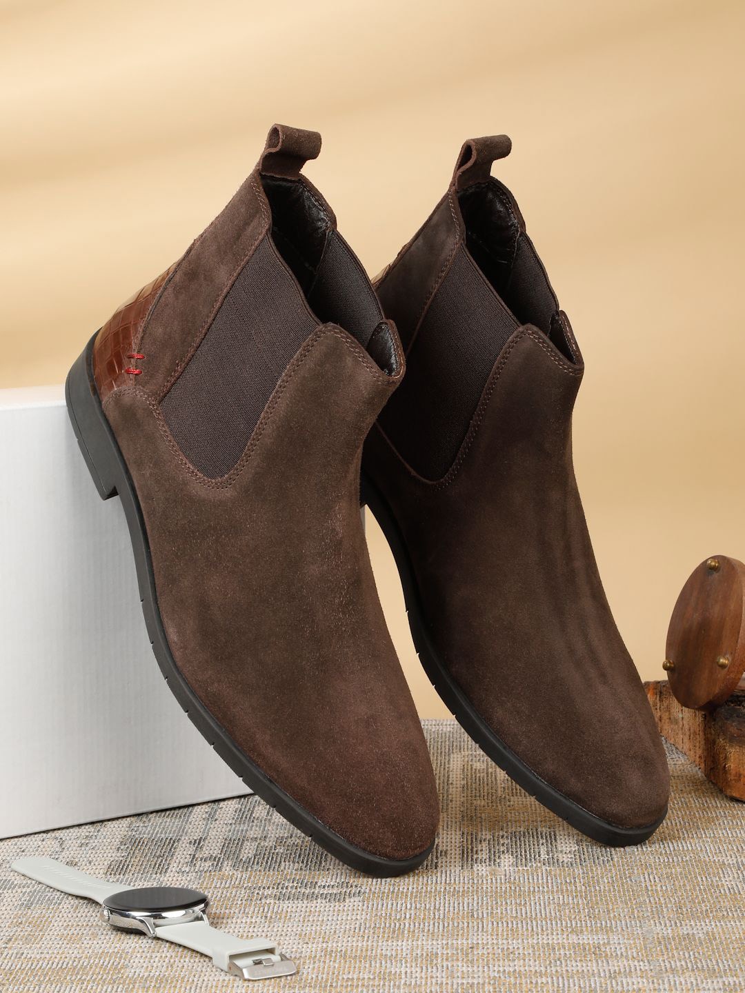 

Teakwood Leathers Men Heeled Chelsea Boots, Brown