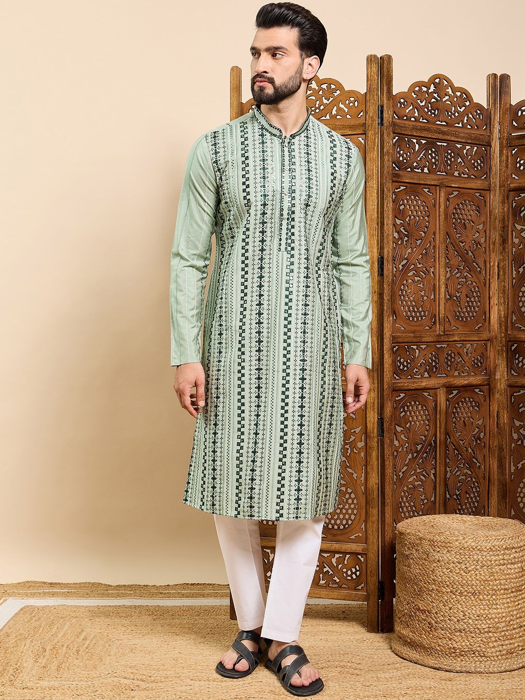 

House of Pataudi Embroidered Straight Kurtas, Grey