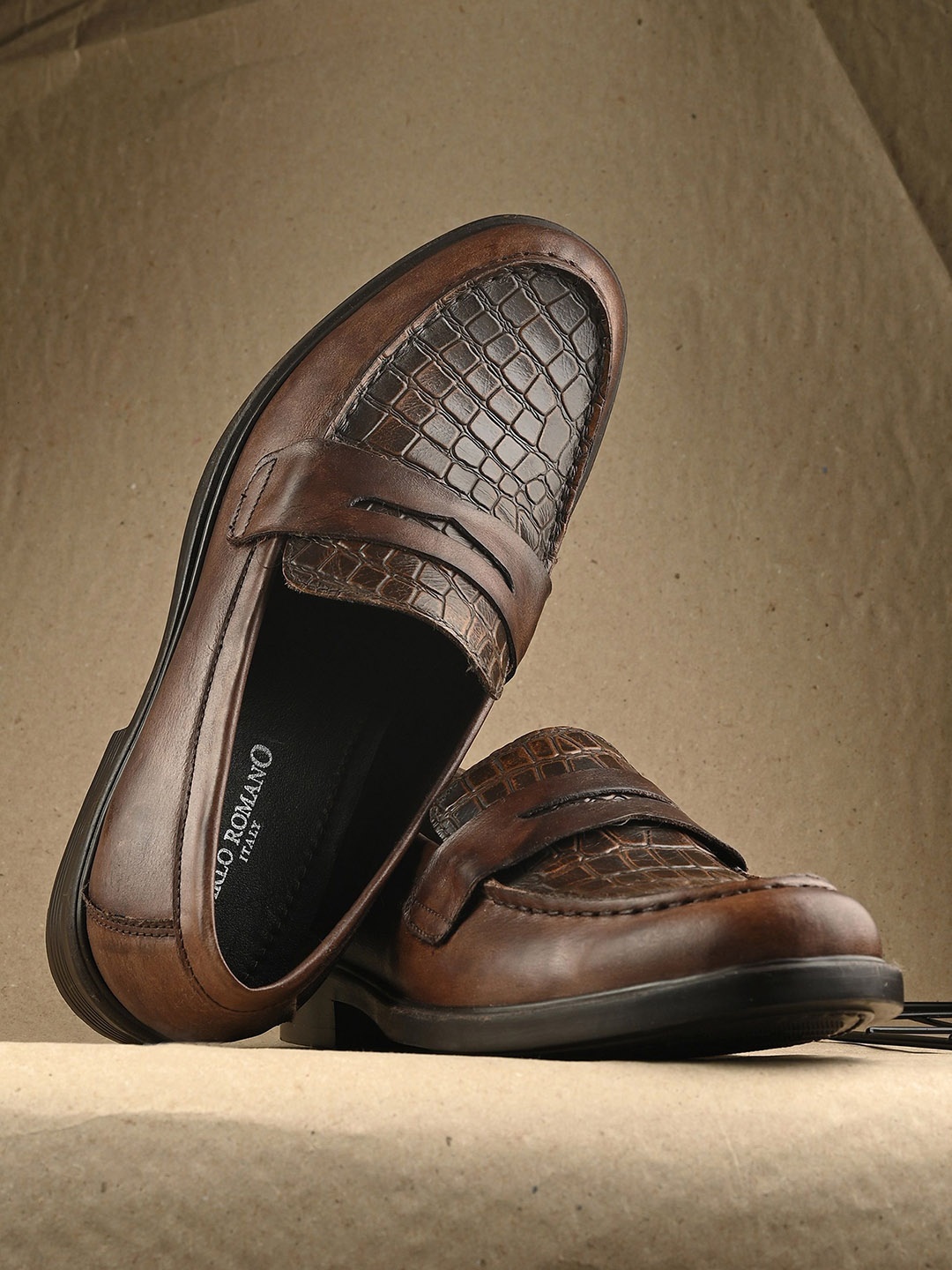 

CARLO ROMANO Men Textured Leather Loafers, Brown