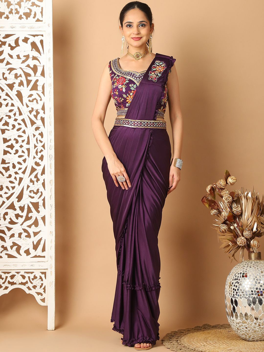 

Grancy Embroidered Ready to Wear Saree, Purple