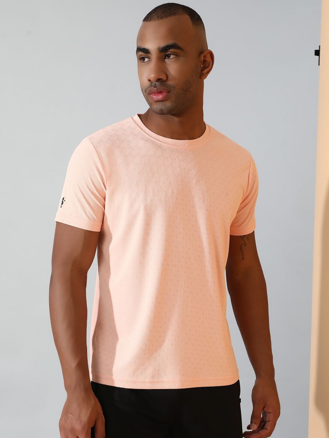 

EPPE Men Pockets Slim Fit T-shirt, Peach