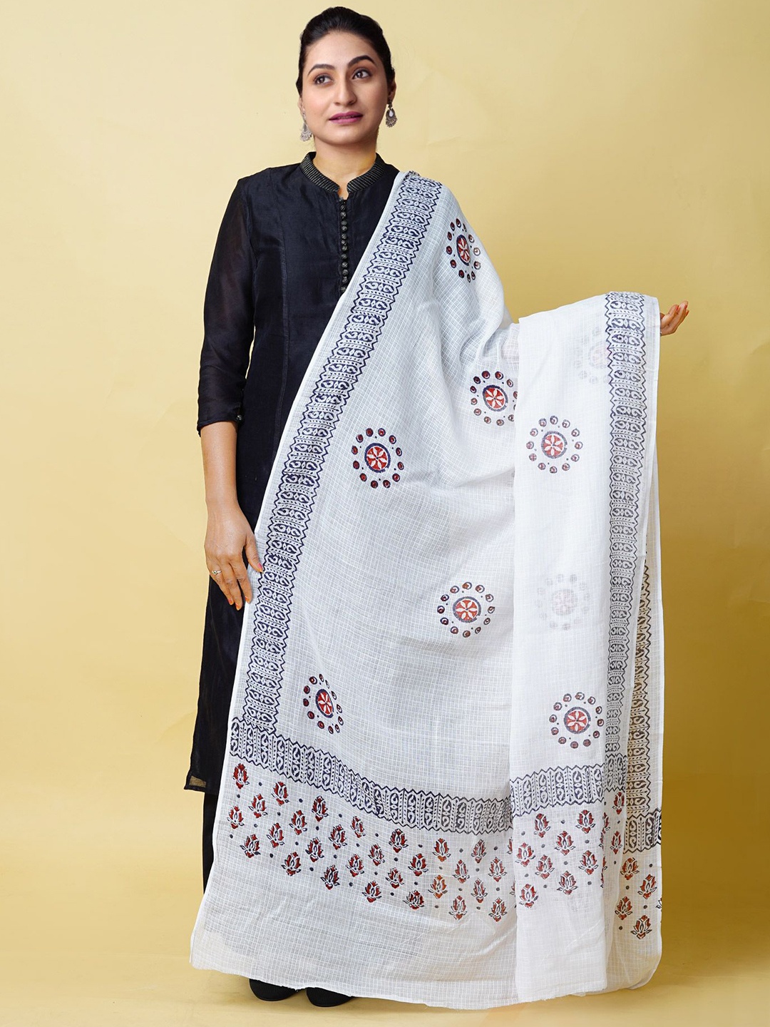 

Unnati Silks Ethnic Motifs Block Printed Cotton Dupatta, White
