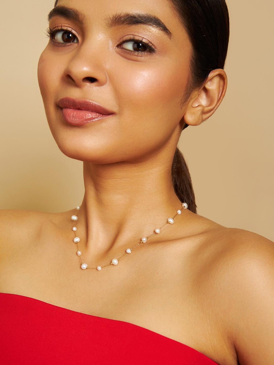 

Kushal's Fashion Jewellery Gold-Plated Pearls Necklace, White