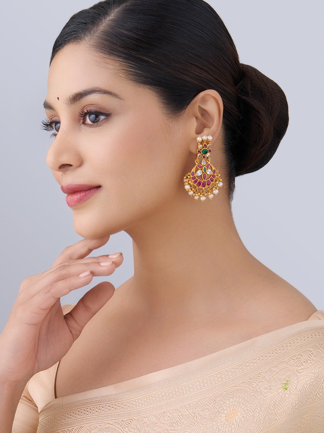 

Kushal's Fashion Jewellery Gold-Plated Contemporary Jhumkas Earrings