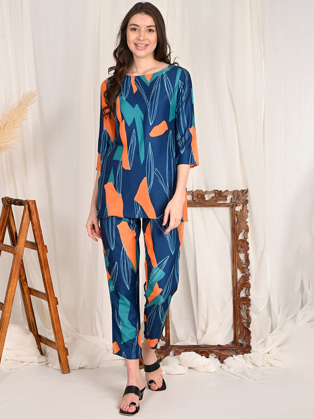 

aaivan Printed Top With Trousers Co-Ords, Blue