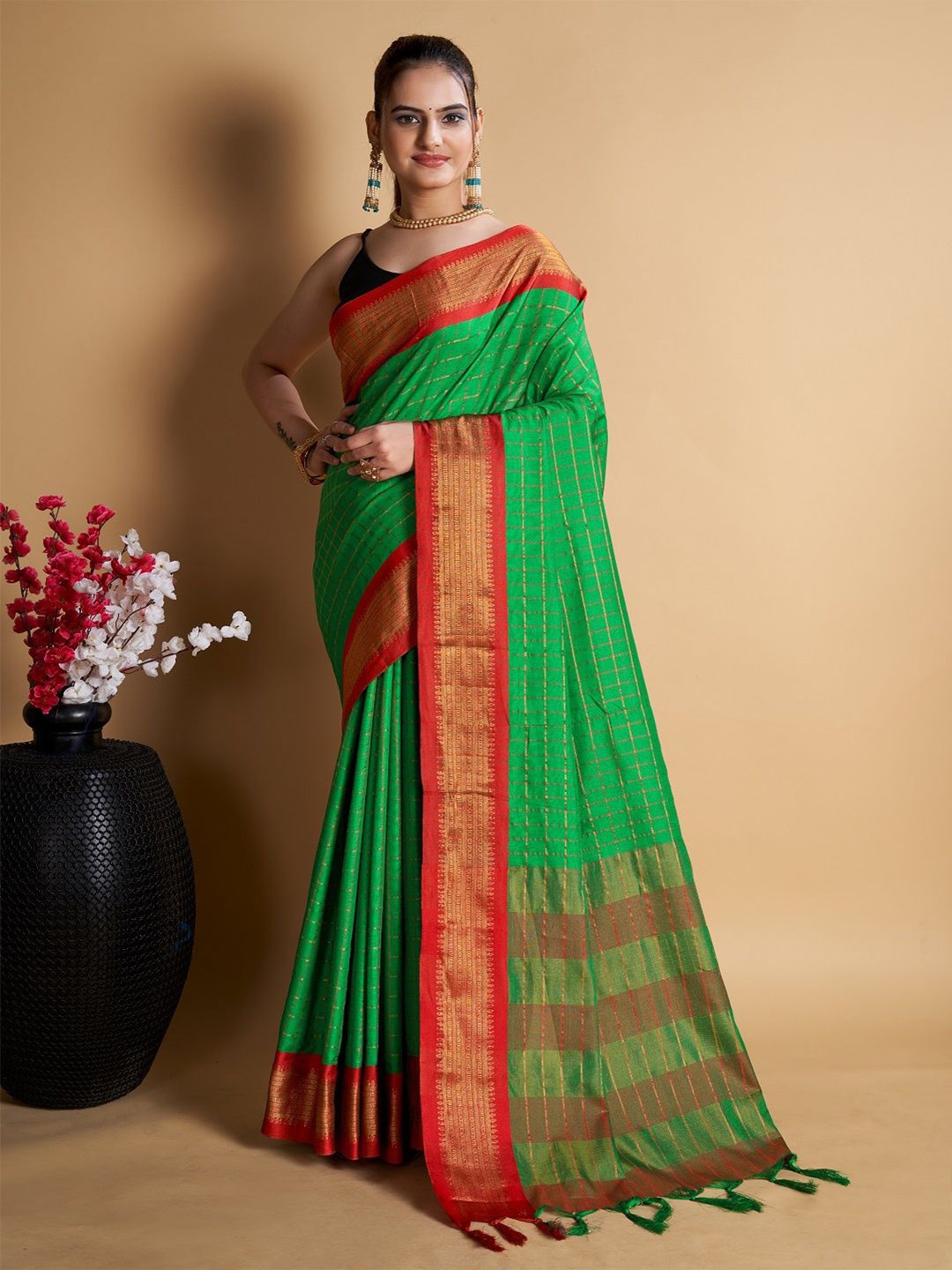 

SHOBHA SAREES Checked Zari Pure Silk Uppada Saree, Green