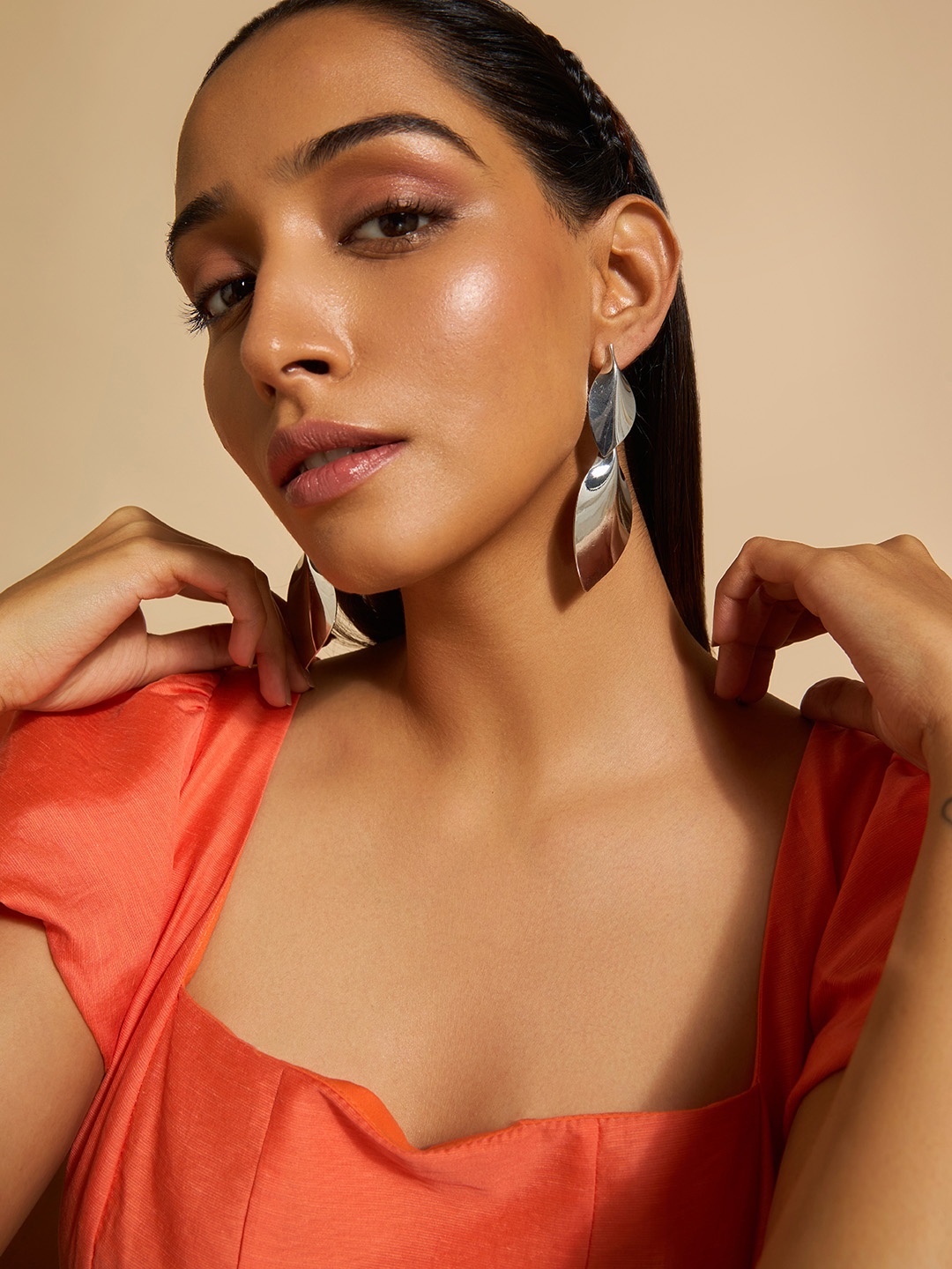 

Kushal's Fashion Jewellery Rhodium-Plated Contemporary Drop Earrings, White