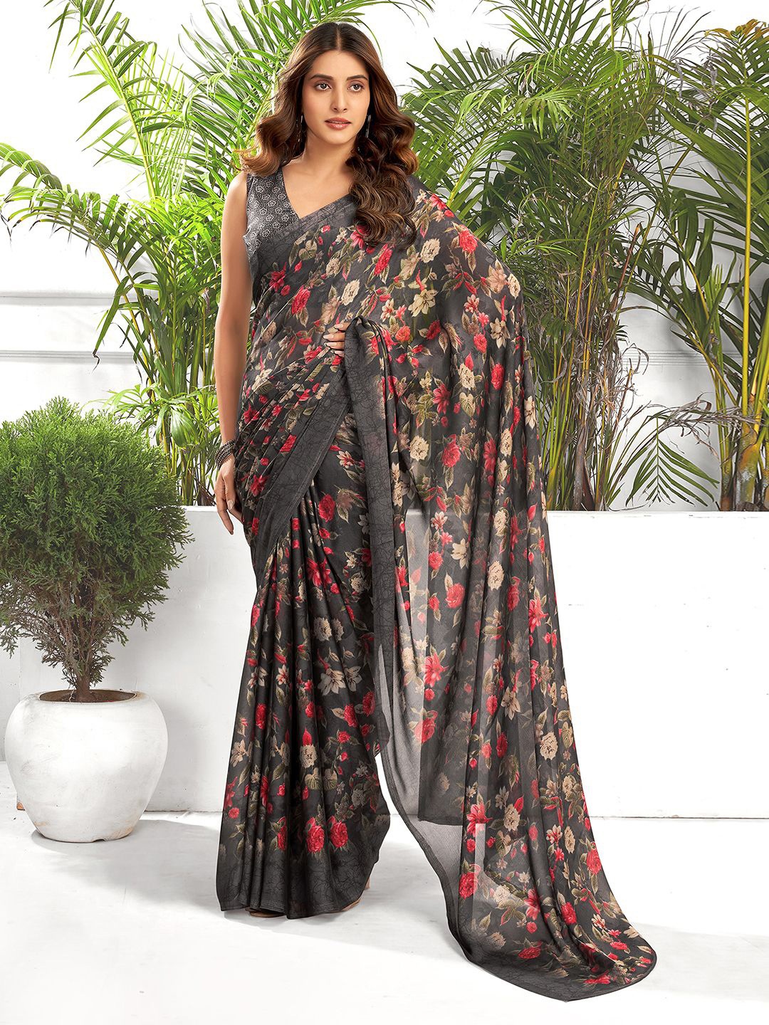 

KALINI Printed Floral Pure Georgette Saree, Grey