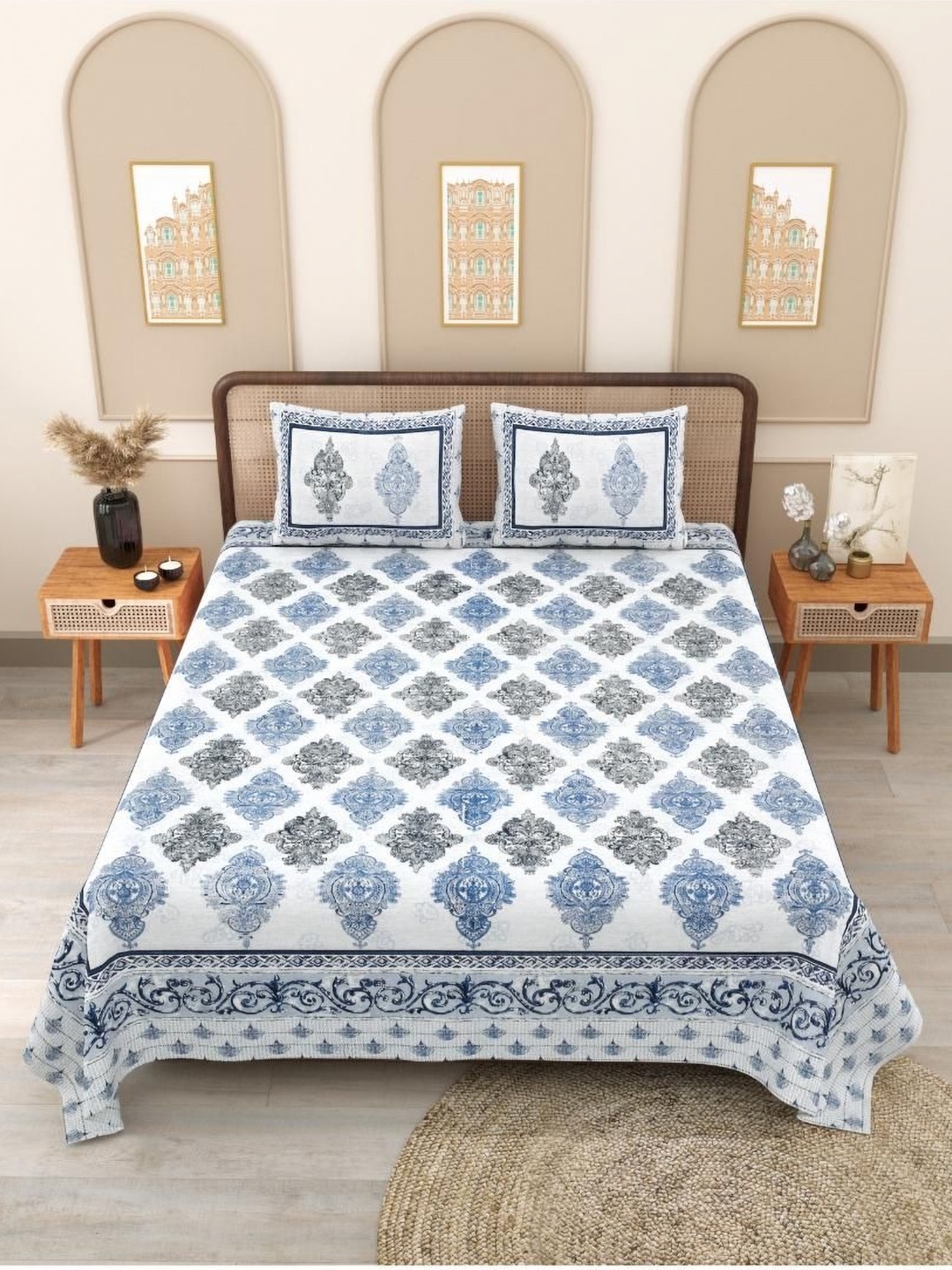 

Block Print Story White & Blue Ethnic Motifs 210 TC Queen Bedsheet with 2 Pillow Covers