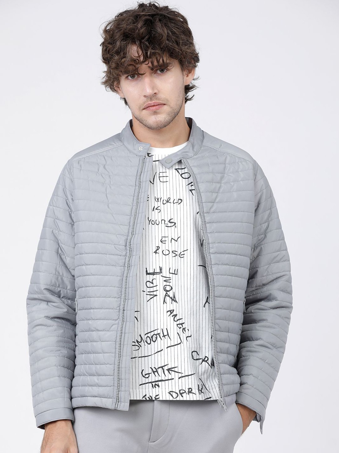 

HIGHLANDER Men Striped Puffer Jacket with Patchwork, Grey