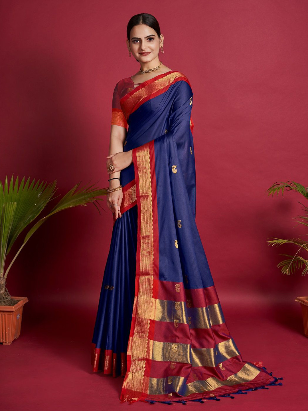 

LEOSAGI Ethnic Motifs Zari Pure Silk Kanjeevaram Saree, Navy blue