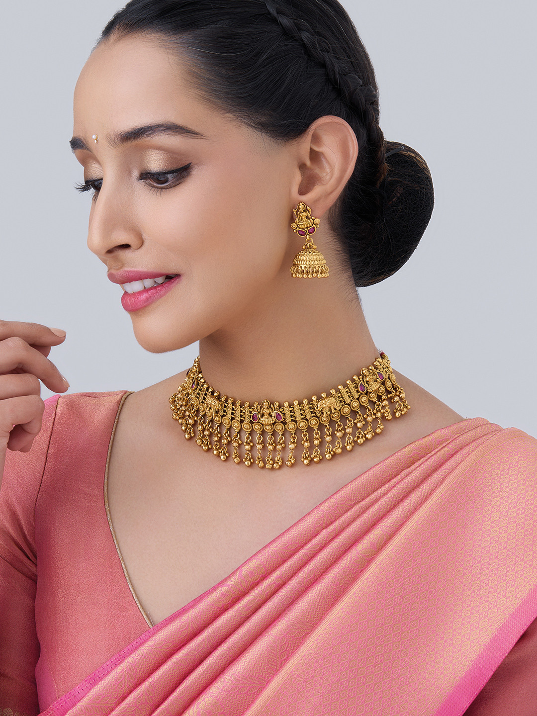 

Kushal's Fashion Jewellery Gold-Plated Stone Studded Jewellery Set