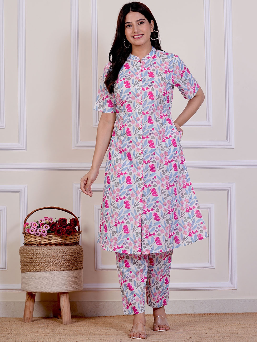 

Moktika Floral Printed Mandarin Collar A-Line Kurta With Trouser, Pink