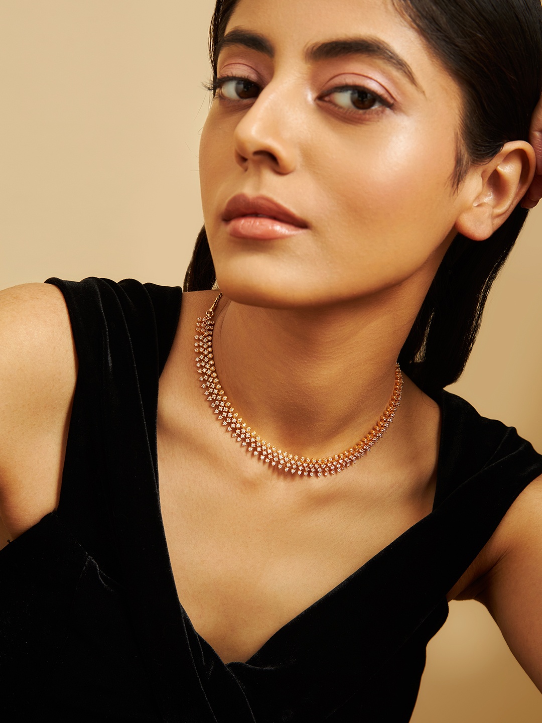 

Kushal's Fashion Jewellery Copper Gold-Plated Necklace