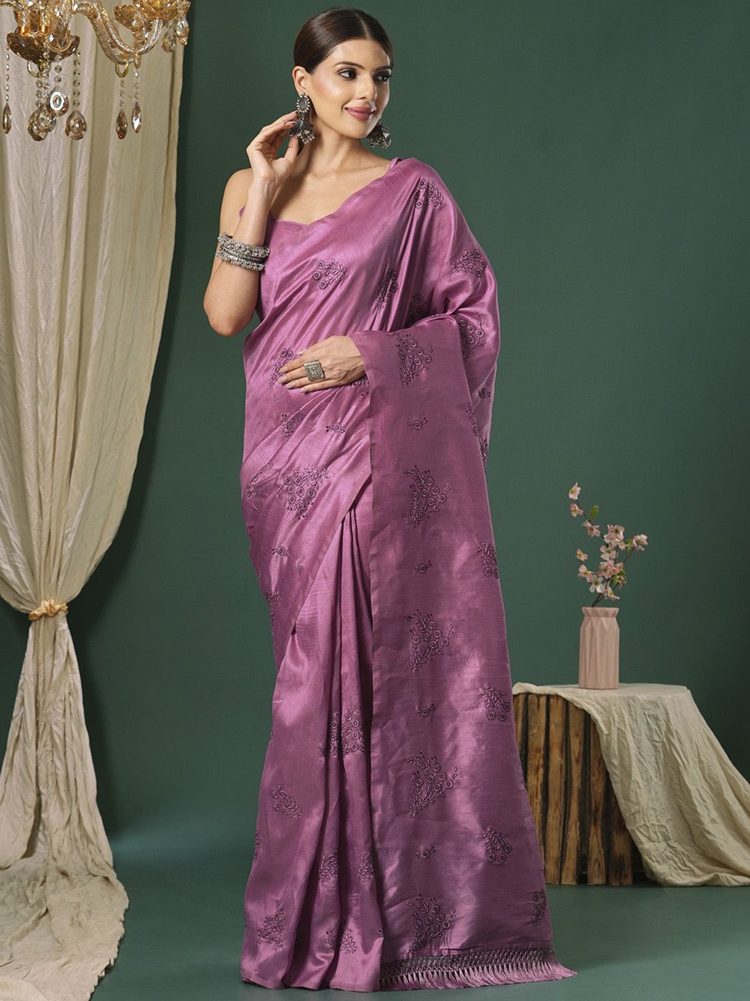 

Saree mall Solid Embroidered Sarees, Mauve