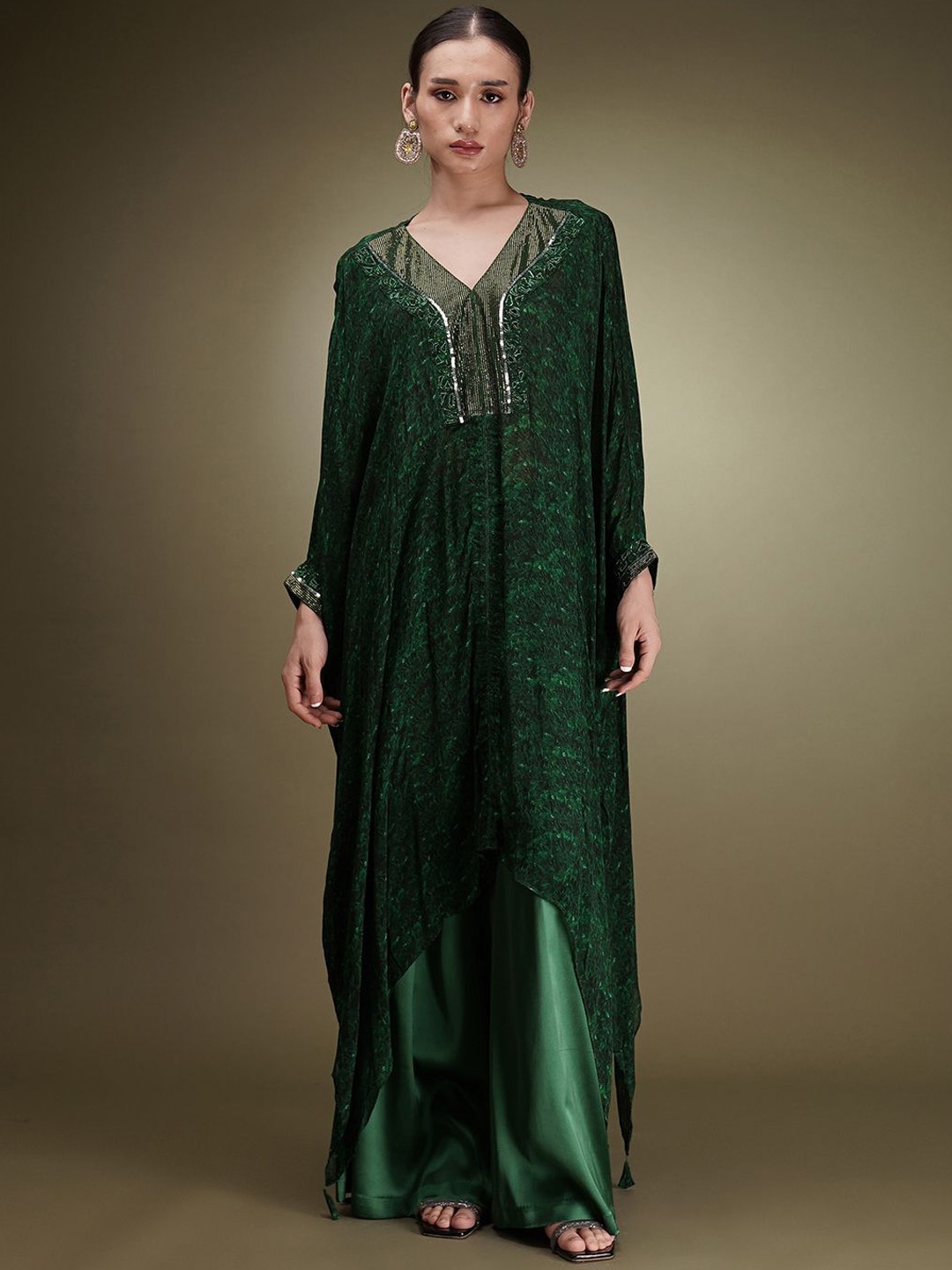 

Breathe by Aakanksha Singh Printed Sequinned Silk Georgette Tunic With Palazzo, Green