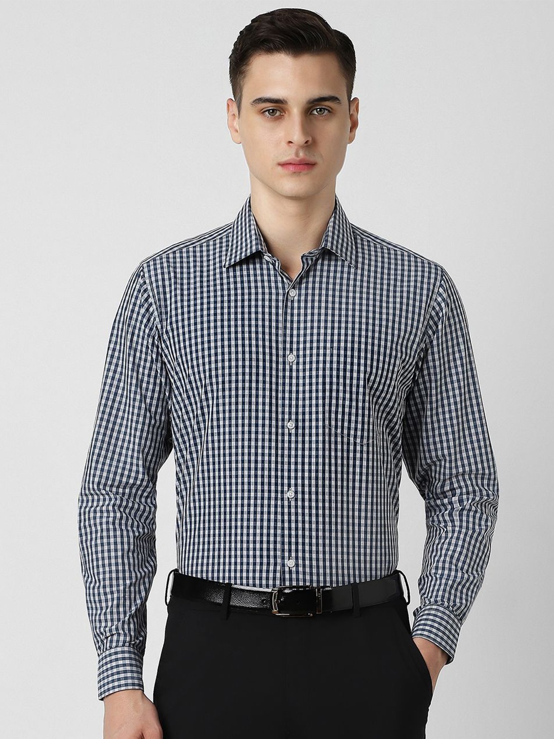 

Van Heusen Men Spread Collar Checked Cotton Formal Shirt, Navy blue