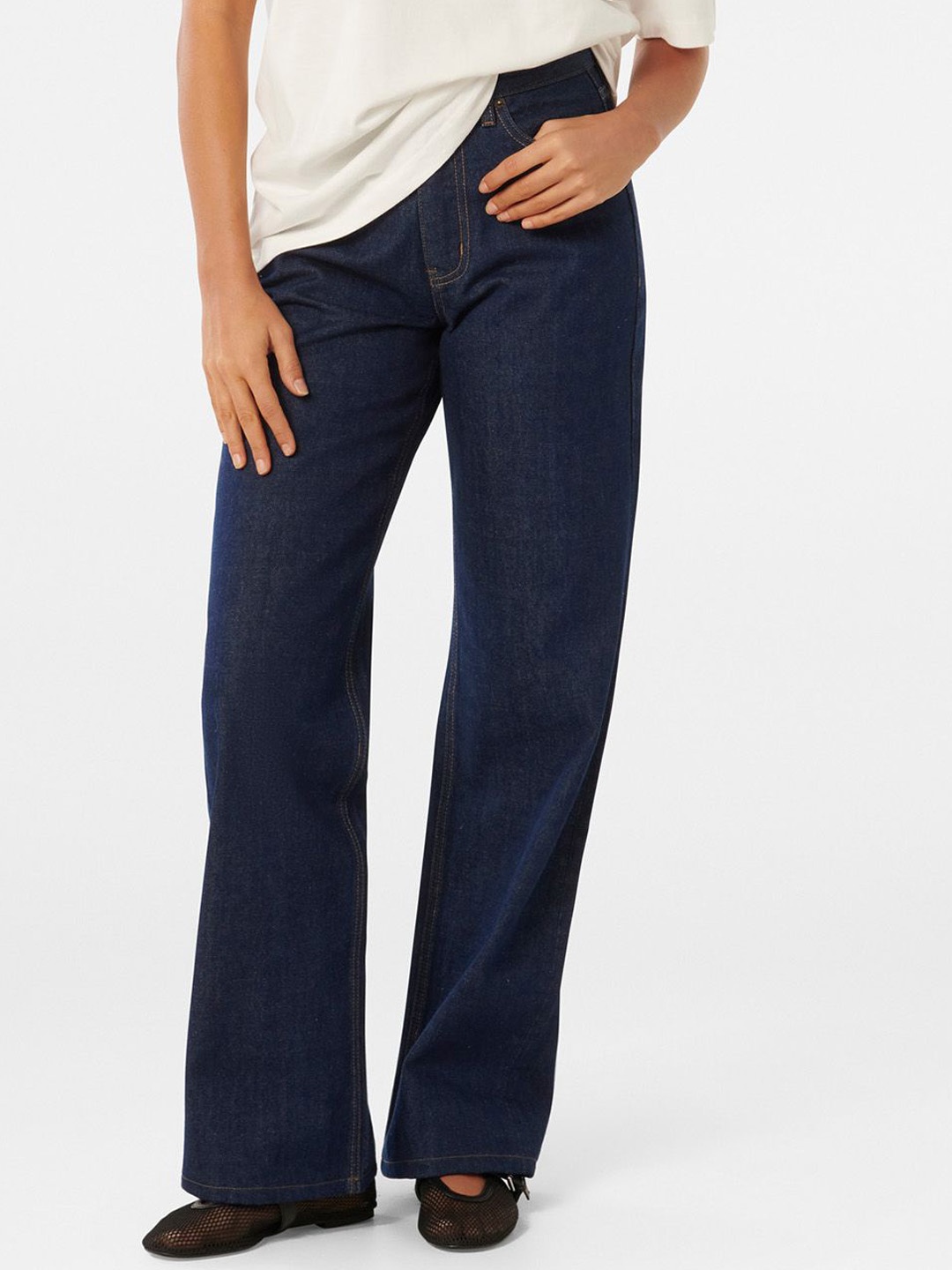 

Forever New Women Smart Straight Fit High-Rise Cotton Jeans, Navy blue