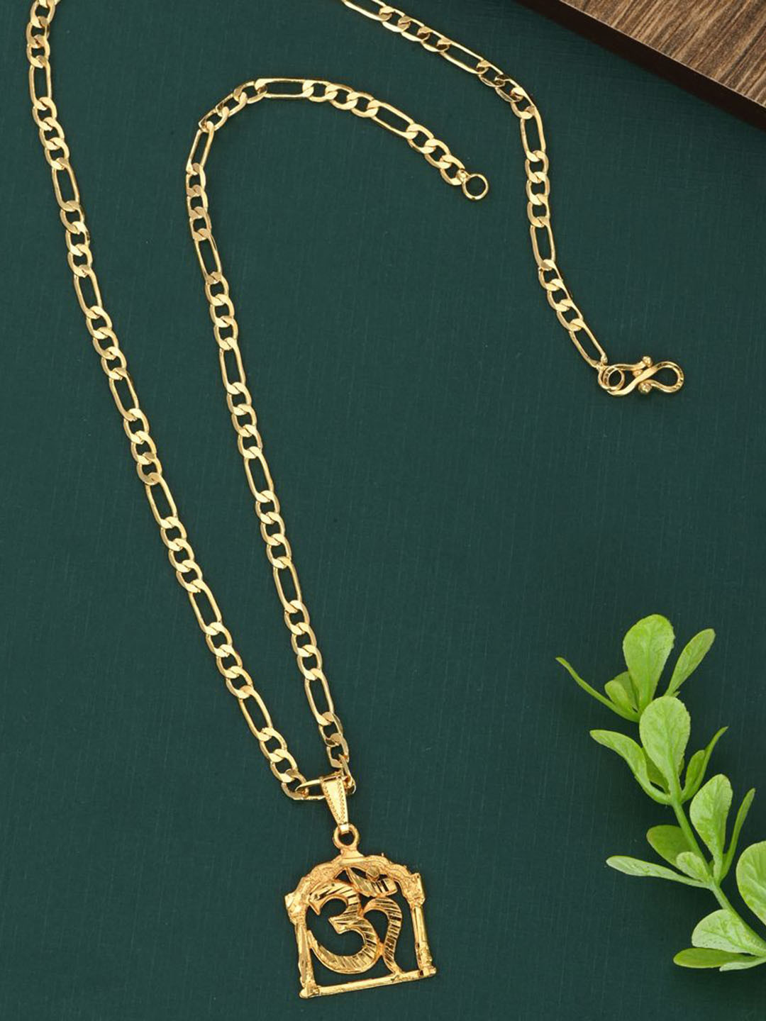 

AanyaCentric Gold-Plated Quirky Brass Pendant & Chain