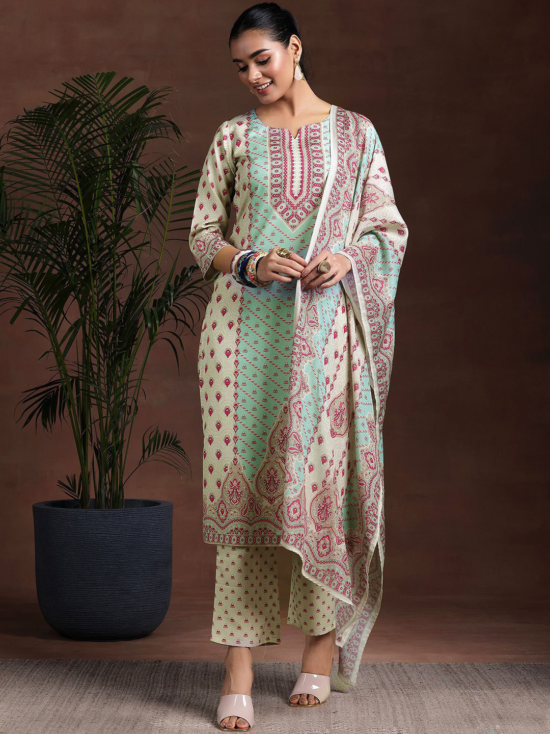 

Libas Ethnic Motifs Printed Straight Kurta with Trousers & Dupatta, Beige