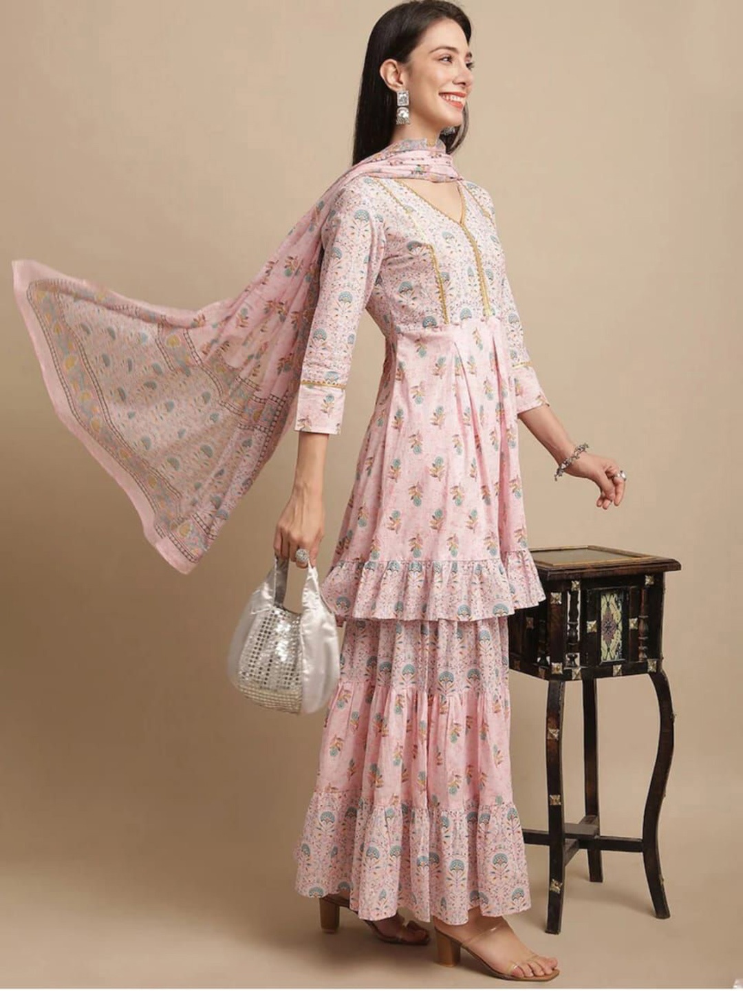 

KALINI Women Yoke Design Flared Sleeves Pastels Kurta, Pink