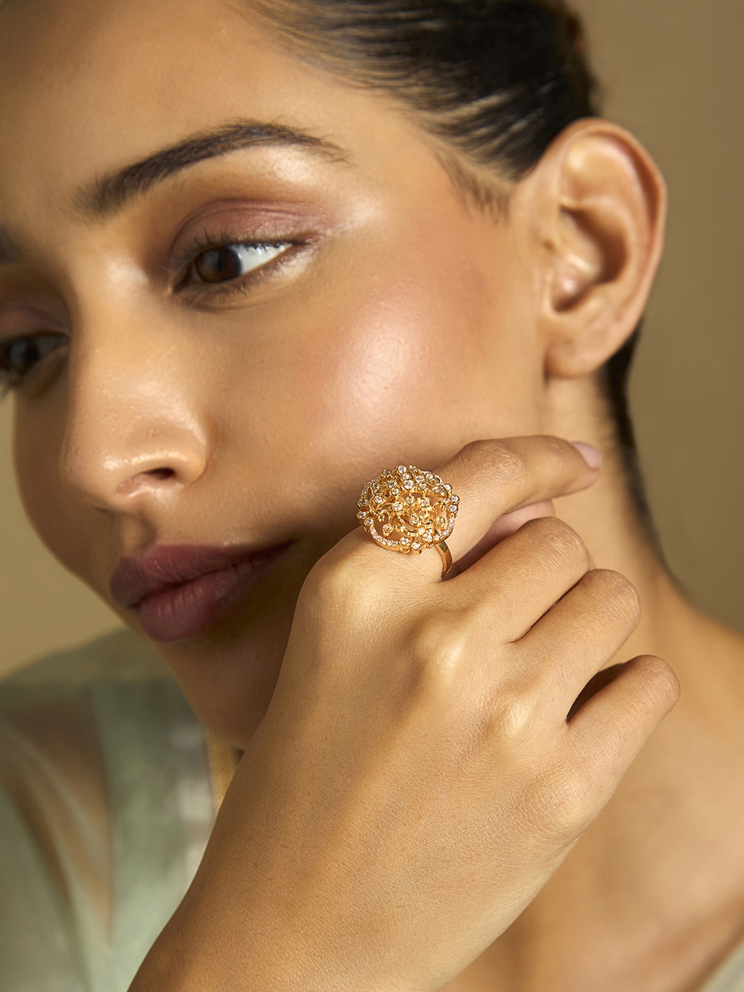 

Kushal's Fashion Jewellery Gold-Plated Cubic Zirconia-Studded Ring