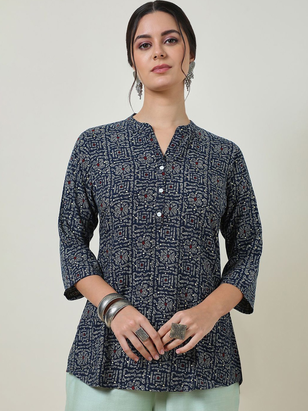 

Soch Mandarin Collar Printed Tunic, Navy blue