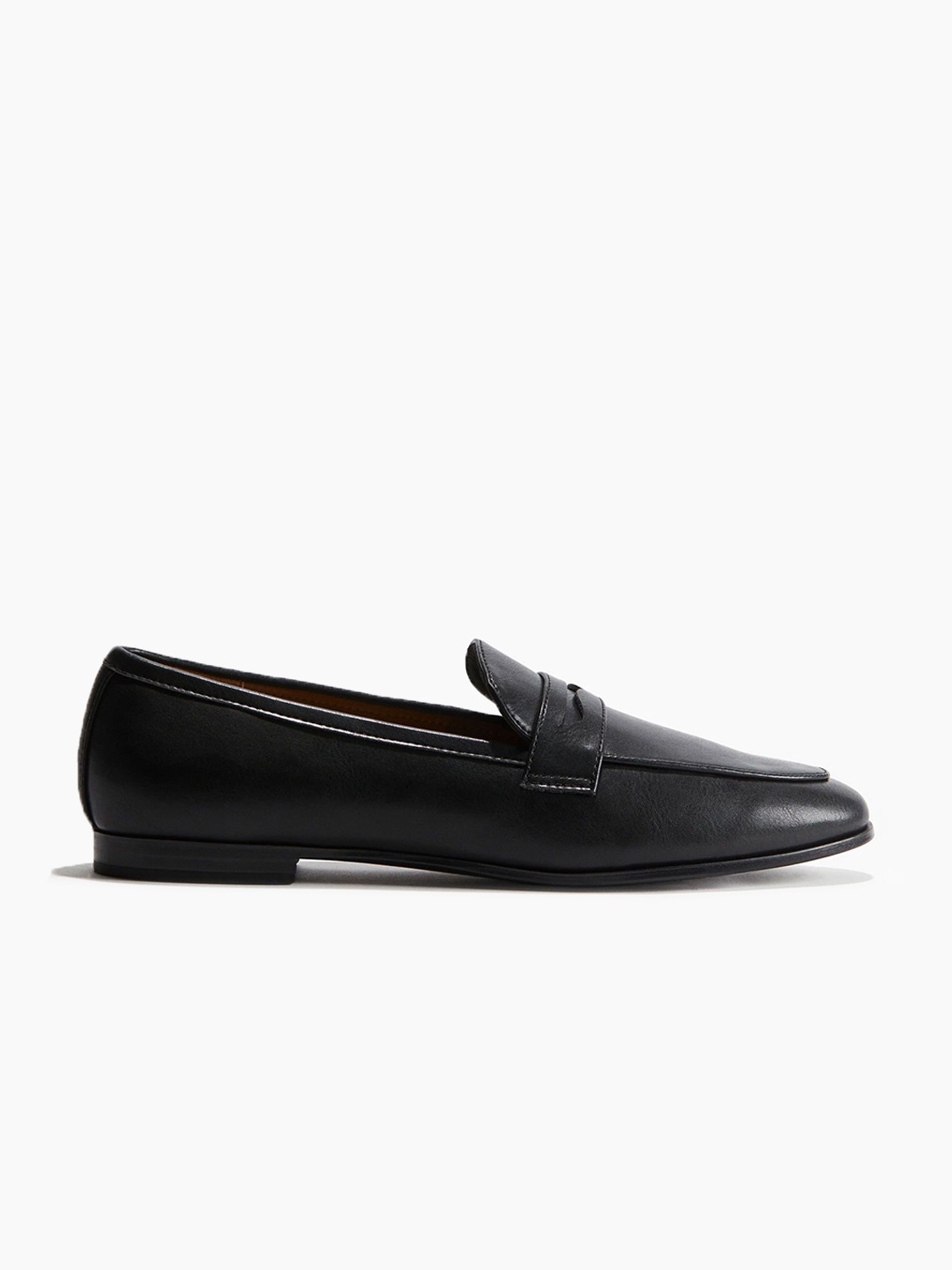 

H&M Women Round Toe PU Loafers, Black