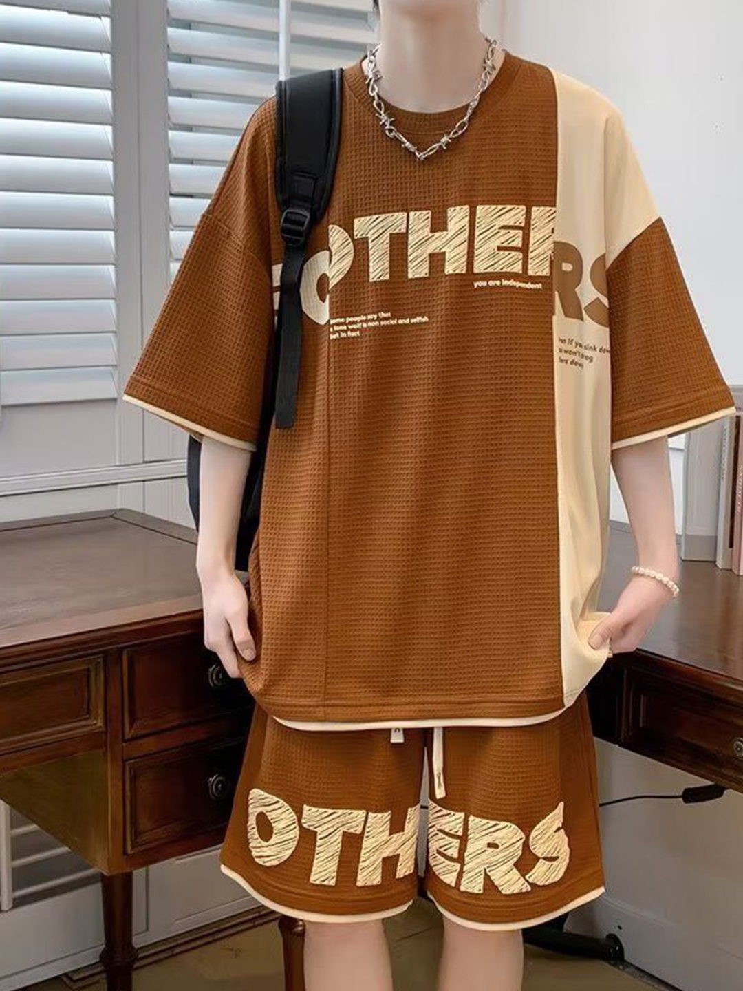 

StyleCast Brown Colourblocked Typography Printed Casual T-Shirt With Shorts