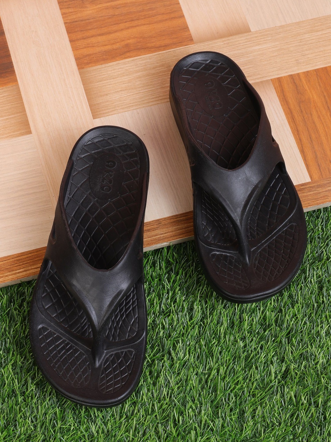 

ABROS Men Self Design Thong Flip-Flops, Black