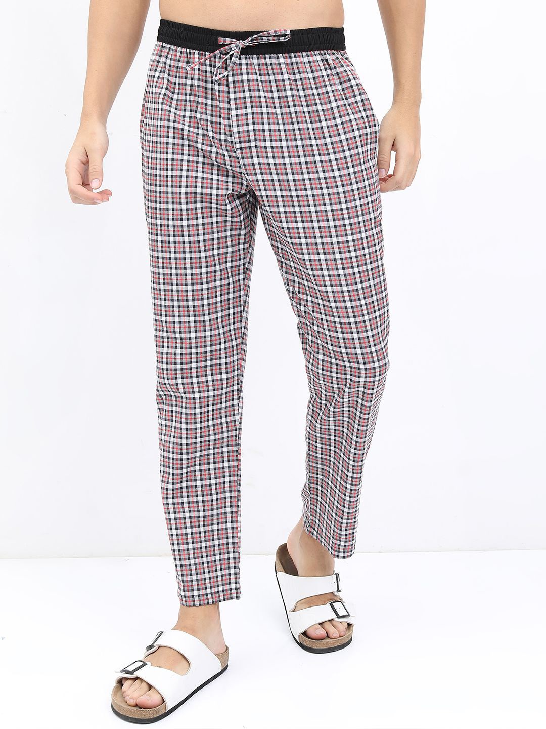 

HIGHLANDER Men Checked Lounge Pants, Red