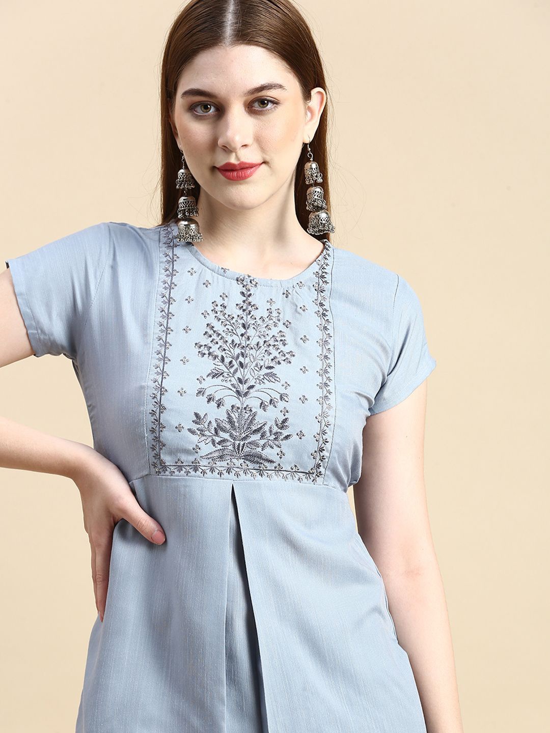 

GRANTH FASHION Women Floral Printed Embroidered Round Neck Top, Blue