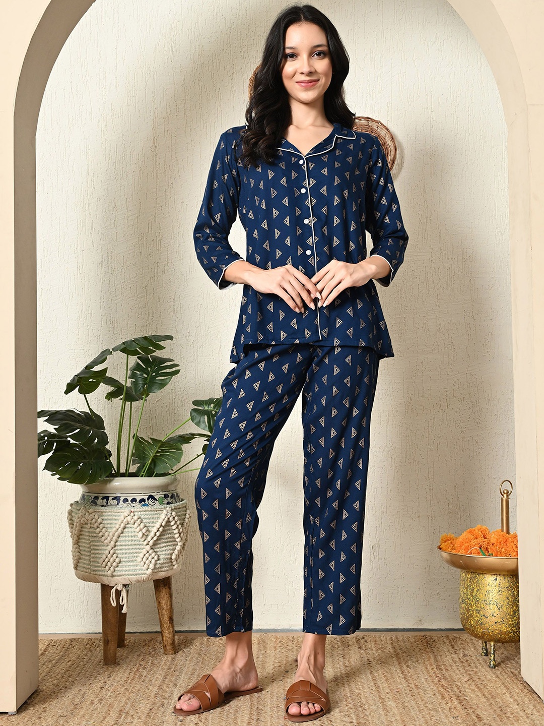 

aaivan Printed Shirt With Trousers, Blue