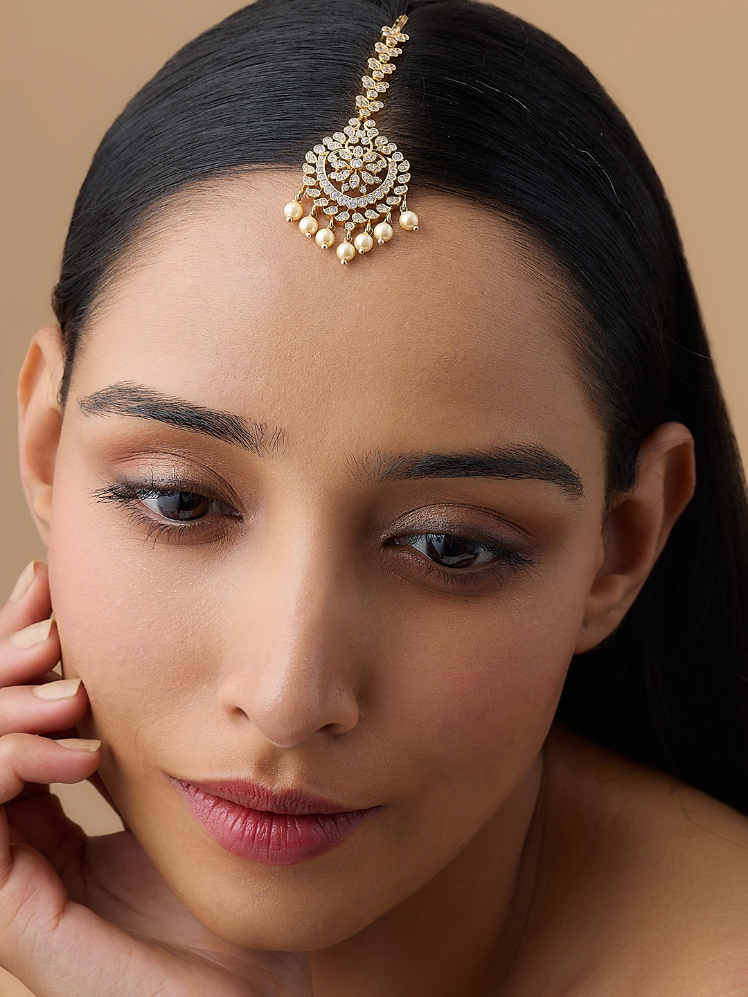 

Kushal's Fashion Jewellery Gold-Plated Stones Studded Maang Tikka Head Jewellery