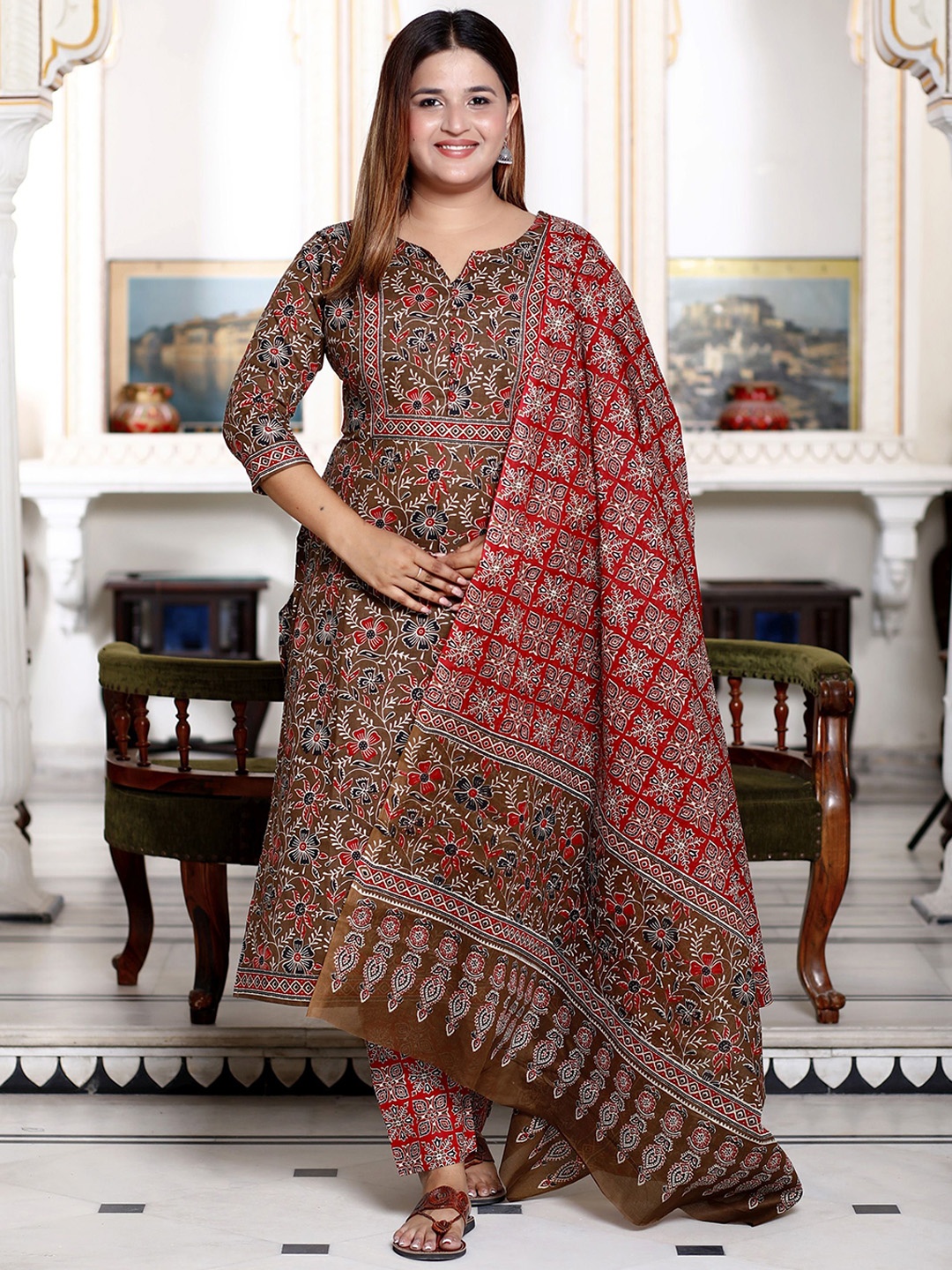 

Jevi Prints Plus Size Floral Printed Notch Neck Pure Cotton Kurta with Trousers & Dupatta, Brown