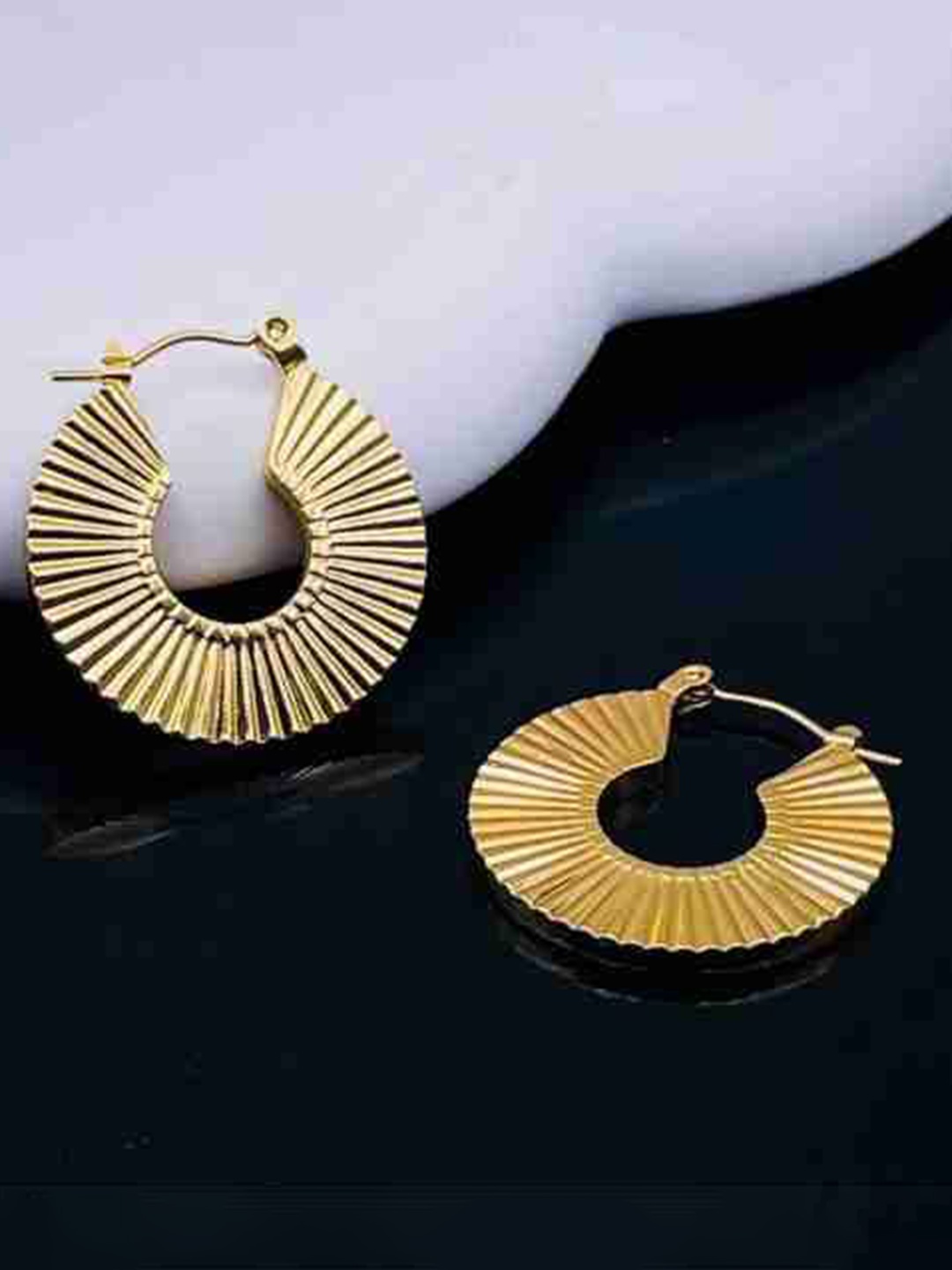

Krelin Circular Hoop Earrings, Gold