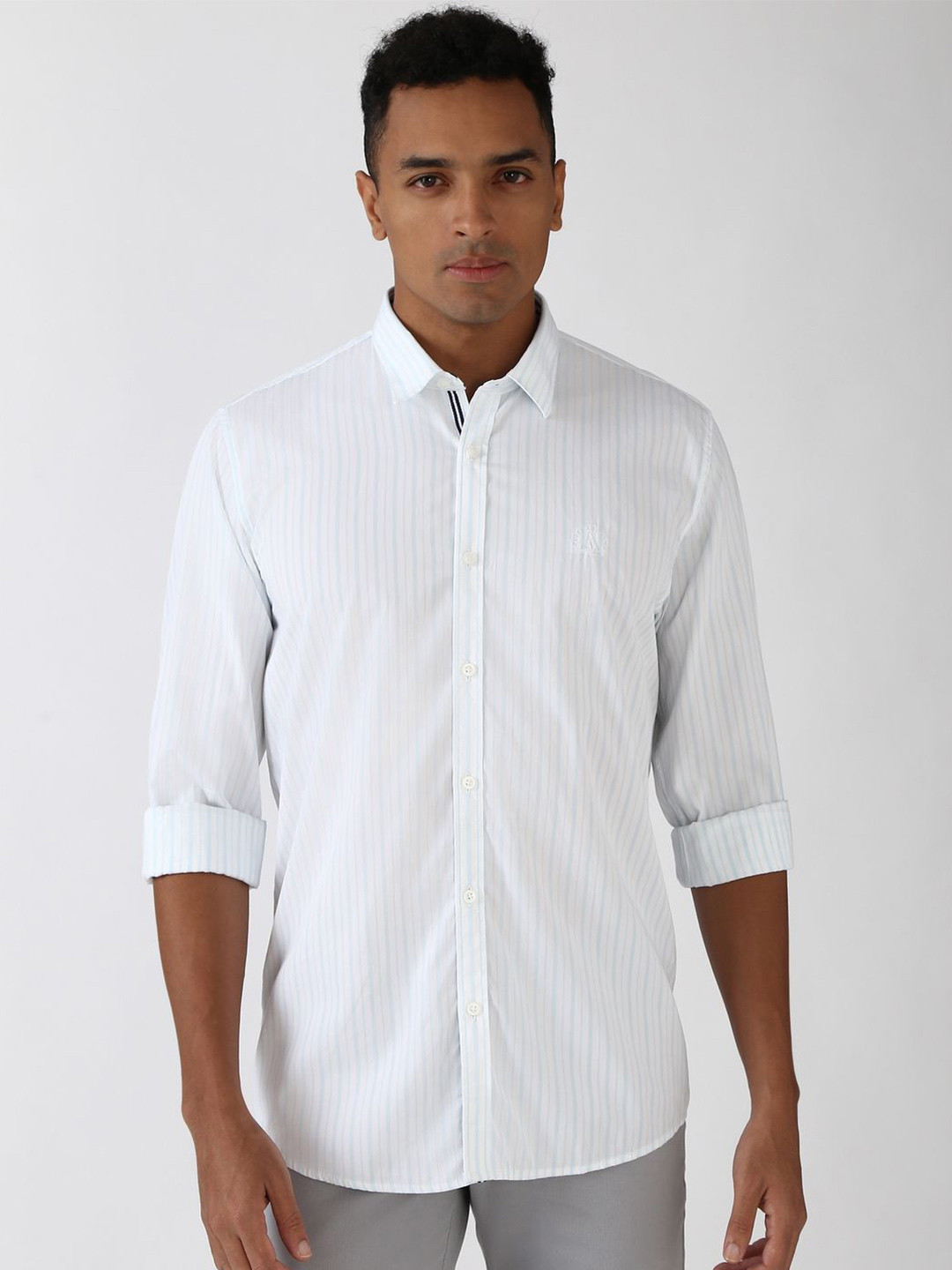 

Peter England Casuals Men Spread Collar Solid Cotton Slim Fit Casual Shirt, White